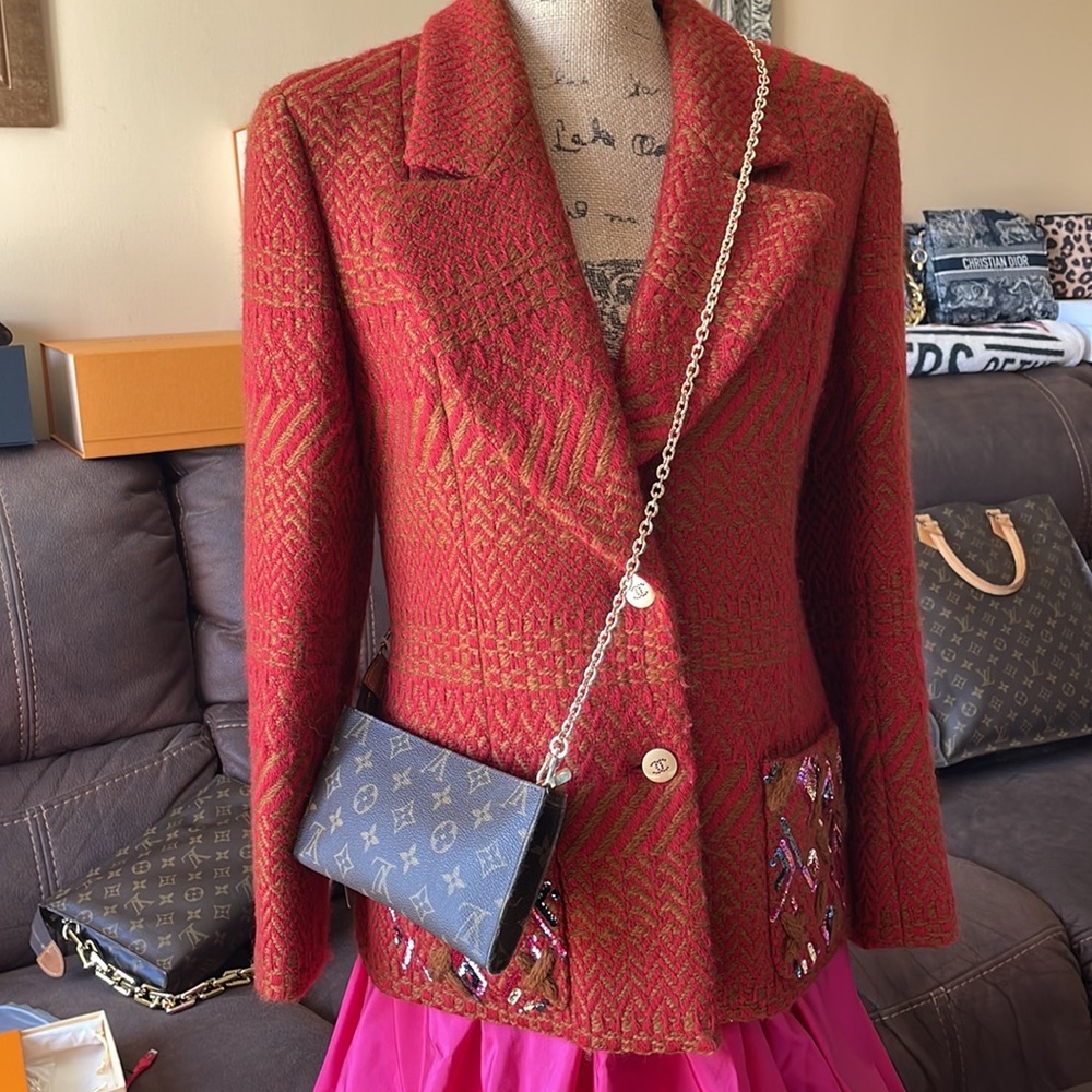 Louis Vuitton monogram bucket pouch GM crossbody